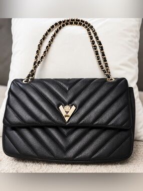 Valentino Orlandi Black Quilted Chain-Handle Shoulder Bag - Gold Hardware NWT